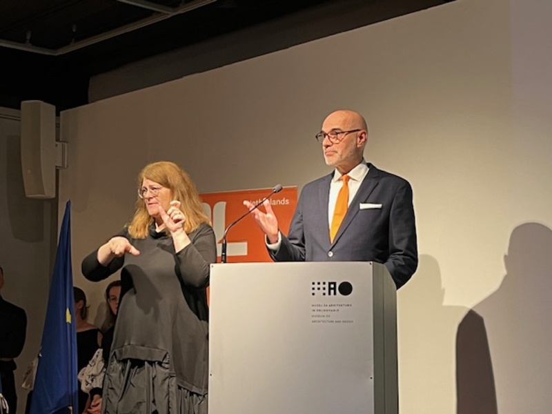photo Internationalis