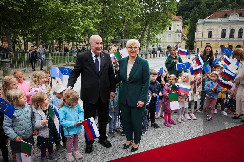 Ljubljana, Kongresni trg.Visit of the Algerian President to Slovenia. Reception at Kongresni trg. Photo STA