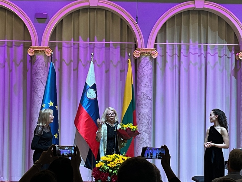 Nevenka Leban-Orešič, H.E. Mrs. Lina Rukštelienė and Kamilė Zaveckaitė, photo Internationalis