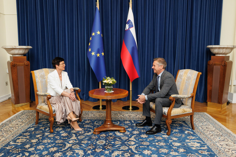 Prime Minister Dr. Robert Golob met with European Commissioner for Enlargement Marta Kos Nebojša Tejič STA