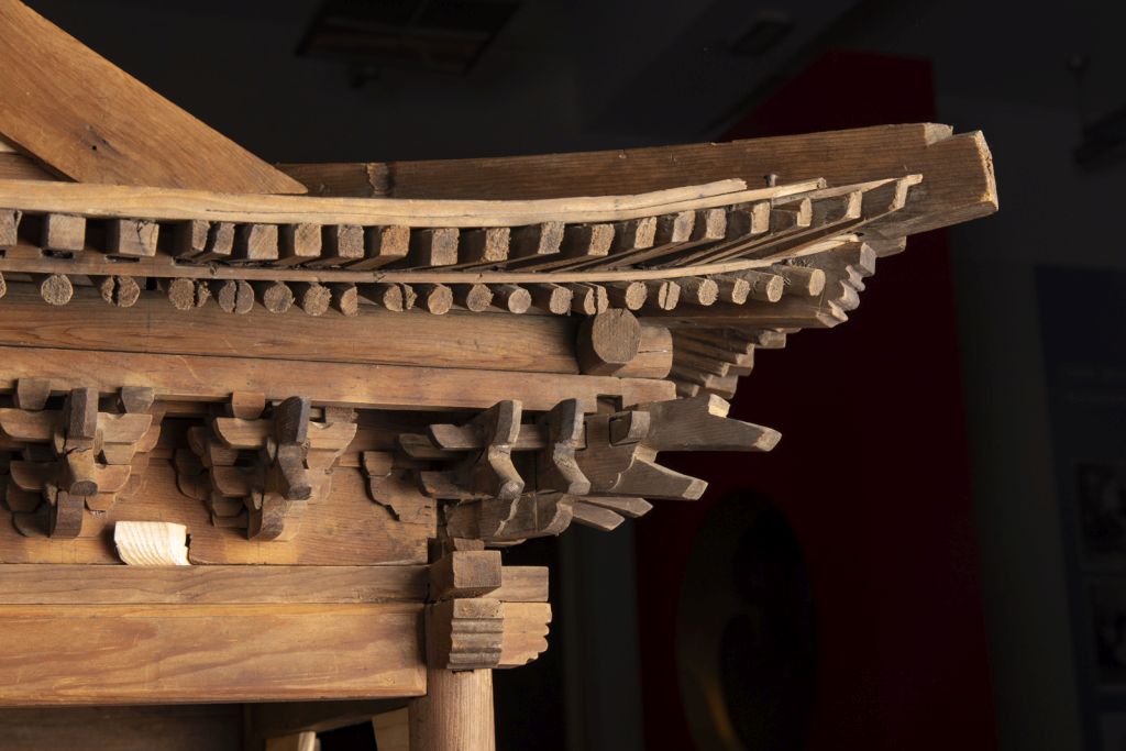 2 Exhibition Asia in the Heart of Ljubljana The Life of the Skušek Collection_Photo_Blaž Verbič